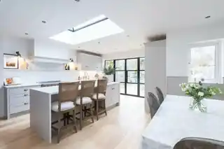 133 Court Lane, photo 3