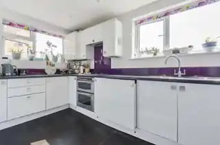 133 Lion Road, photo 3