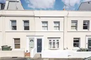 133 Wellfield Road, photo 2