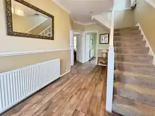 134 Hythe Avenue, photo 2