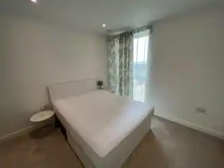 135 Bridgewater Road, photo 3