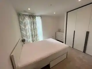 135 Bridgewater Road, photo 2
