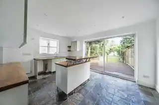 135 Hallowell Road, photo 3