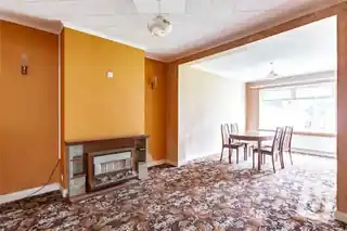 135 Howard Road, photo 2