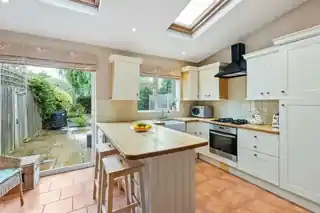 136 London Road, photo 3