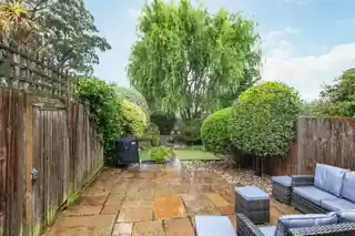 136 London Road, photo 2