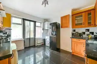 136 Whitton Road, photo 2