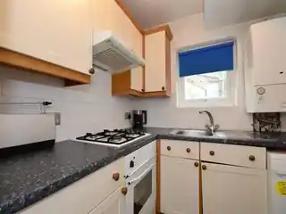 136B Frith Road, photo 3
