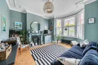 137 Casewick Road, photo 2