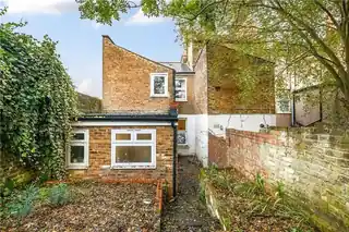 137 Queen Mary Road, photo 4