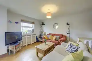 137A Sunderland Road, photo 3