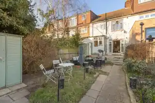 138 Boston Manor Road, photo 4