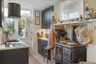 138 Boston Manor Road, photo 3