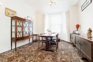 138 Kensington Avenue, photo 2