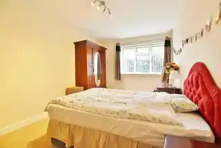 138 Syon Lane, photo 4