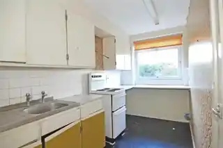 139 Harrowdene Gardens, photo 4