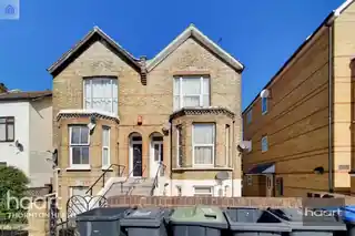 13A Beulah Road, photo 2