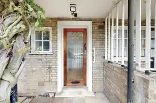 14 Acacia Gardens, photo 2