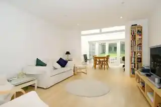 14 Alma Road, photo 2