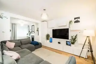 14 Avalon Road, photo 2