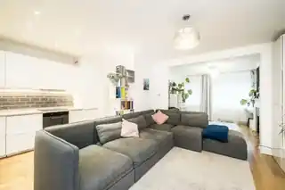 14 Avalon Road, photo 3