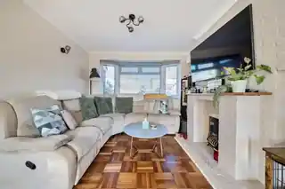 14 Birkdale Road, photo 2