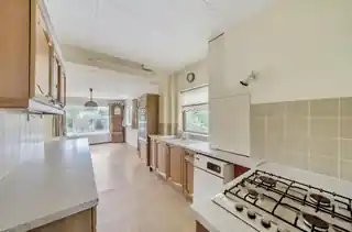 14 Briarwood Drive, photo 2