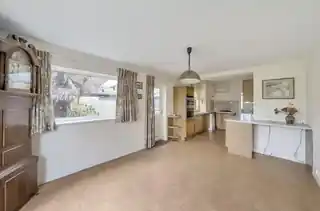 14 Briarwood Drive, photo 3