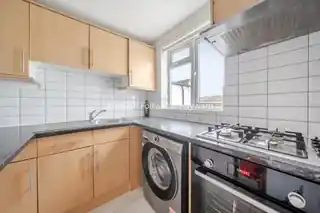14 Briscoe Road, photo 2