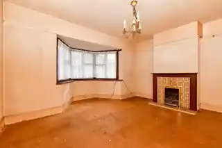 14 Broomloan Lane, photo 2