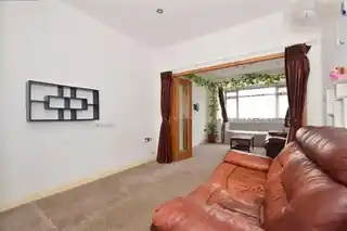 14 Chester Road, photo 4