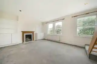 14 Coverdale Road, photo 4