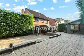 14 Crothall Close, photo 3