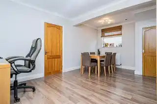 14 Frogmore Avenue, photo 3
