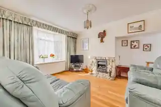 14 Garendon Gardens, photo 2