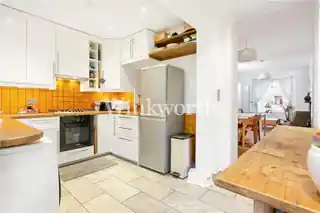 14 Greenfield Road, photo 3