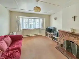 14 Harewood Gardens, photo 3