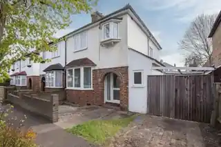 14 Herbert Road, photo 2