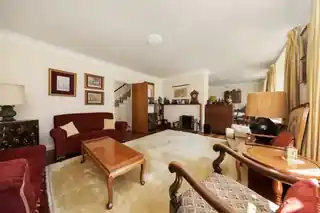 14 Hermitage Close, photo 2