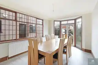 14 Marlborough Drive, photo 4