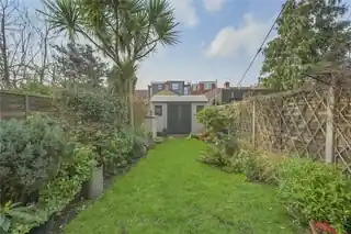 14 Marten Road, photo 2