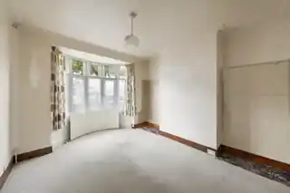 14 Montague Avenue, photo 2