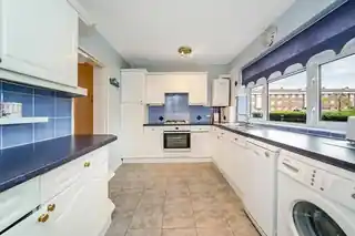 14, Mossford Court, Hatfield Close, photo 3
