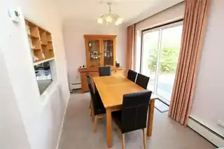 14 Oakley Park, photo 4