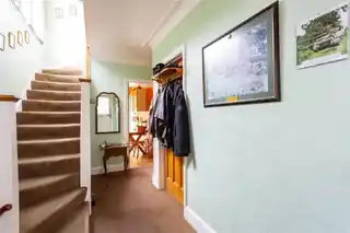 14 Park Way, photo 2