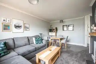 14 Philan Way, photo 2