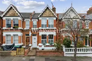 14 Radley Road, photo 3