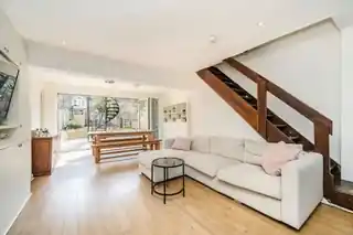 14 St James Street, photo 4