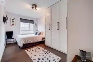 14 Stoughton Close, photo 3
