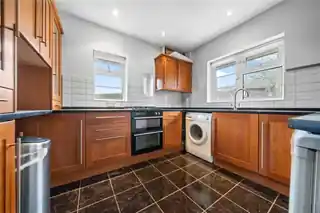 14 Wilmer Close, photo 3